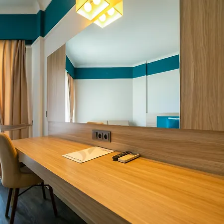 Amara Family 5* シダ