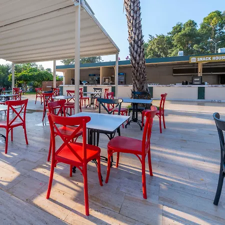 リゾート Amara Family 5*