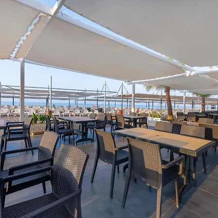 Amara Family Σιντέ