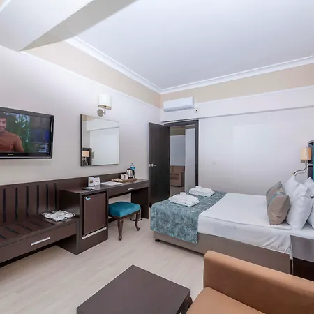 منتجع Amara Family 5*