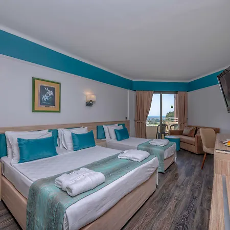 Ośrodek wypoczynkowy Amara Family 5*
