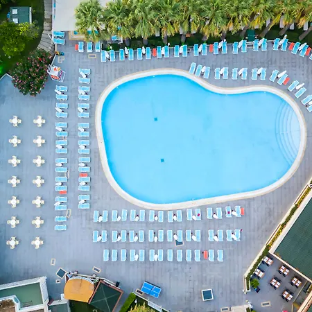 Ośrodek wypoczynkowy Amara Family 5*